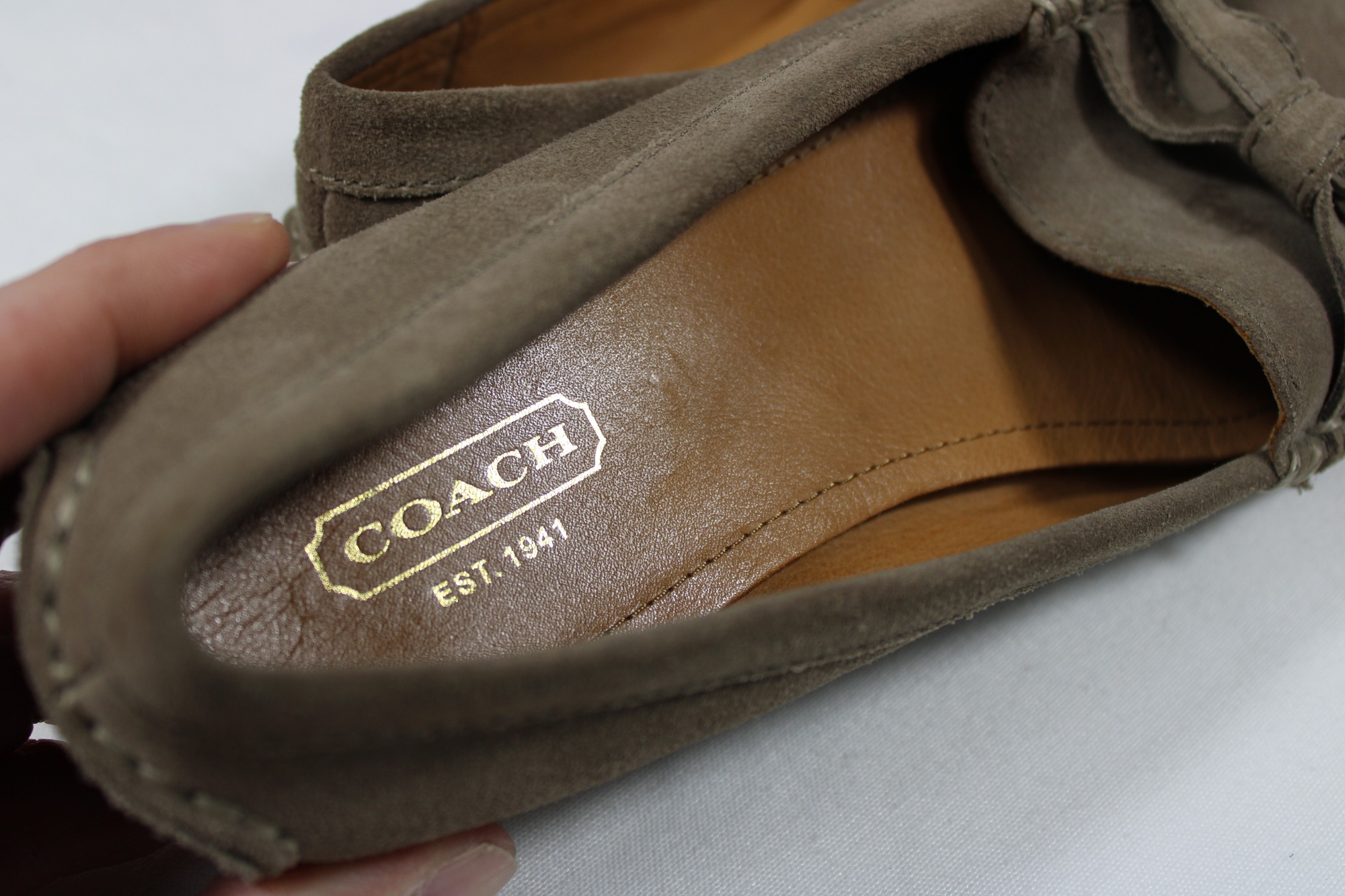 Coach Womens Frida Loafers Flats 6.5 B Tan Brown Suede Driving Mocs Shoes detailed image 9