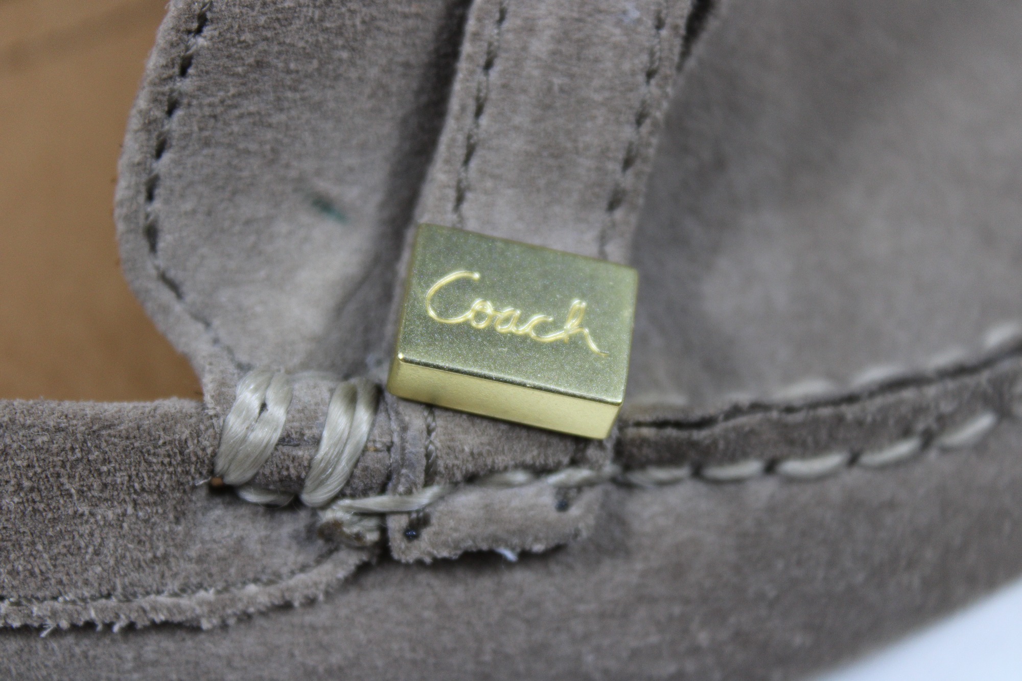 Coach Womens Frida Loafers Flats 6.5 B Tan Brown Suede Driving Mocs Shoes detailed image 15